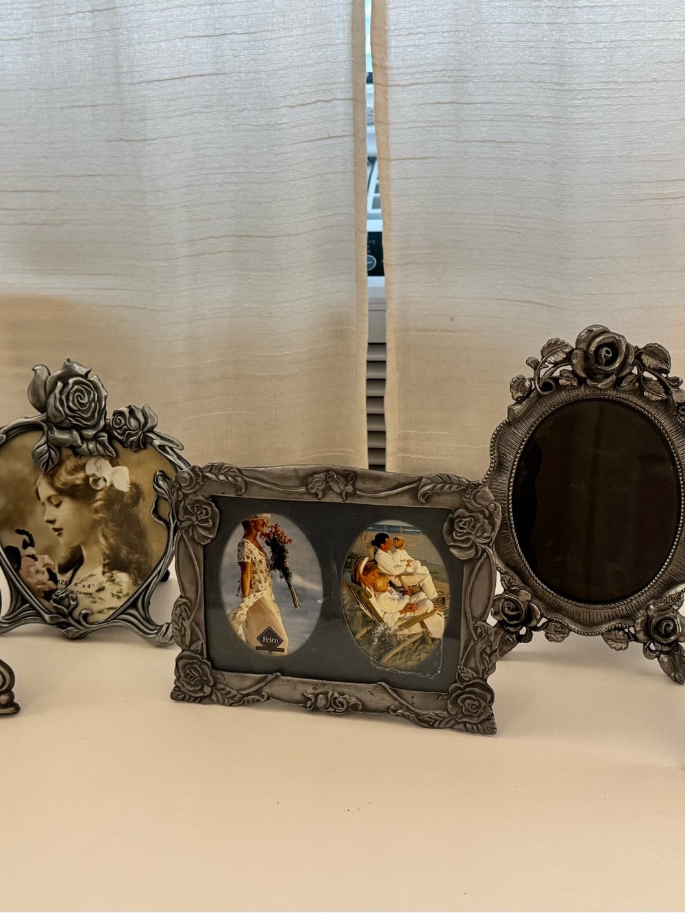 Vintage Ornate Antique-Style Silver Photo Frame - Decorative Home Accent